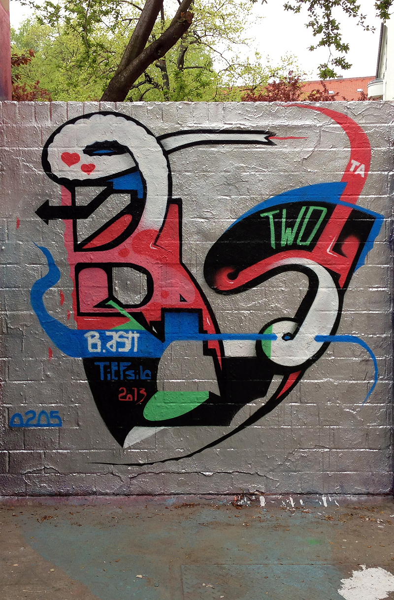 Two_B.ash_01_2013_web